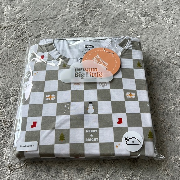 Dream Big Little Co Merry & Bright Checks Christmas Dream Men’s Pajama Set NWT - Picture 5 of 7